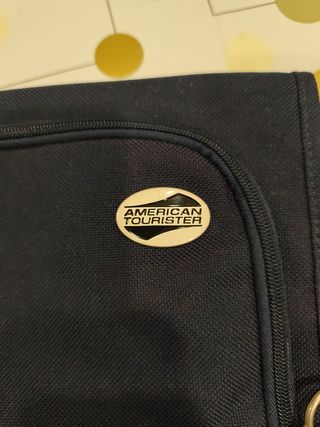 Maletín American Tourister azul