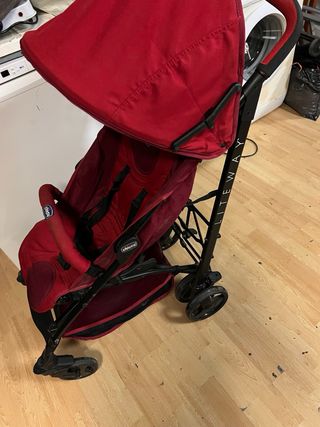 Carrito paseo Chicco rojo