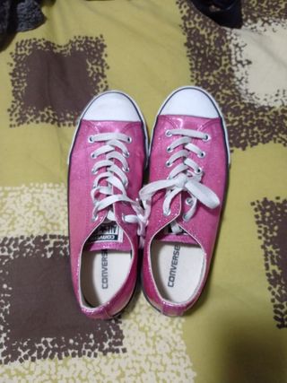 Converse rosas brillantes