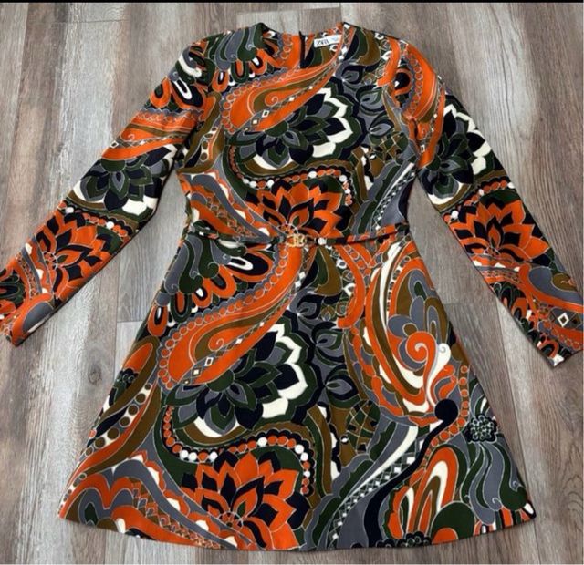 Vestido Zara estampado