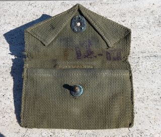 US WWII First Aid Pouch
