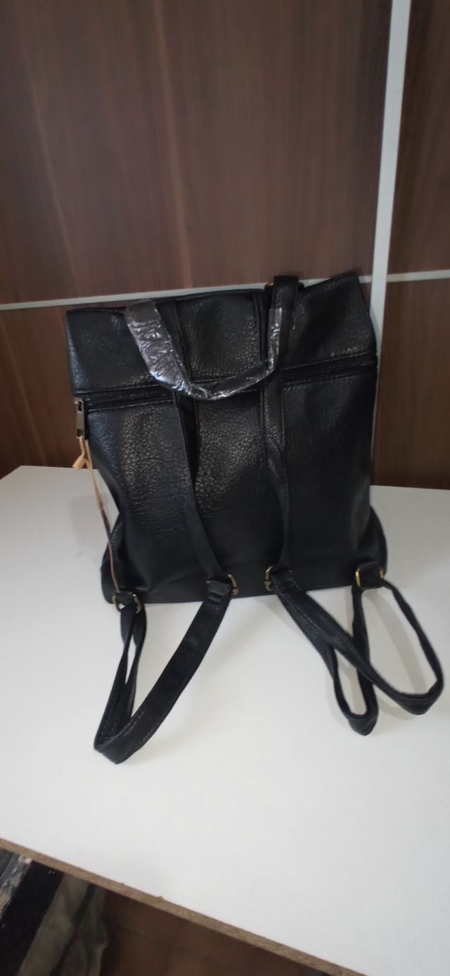 Mochila Antirobo Negra. Mandala