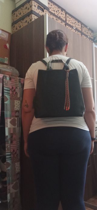 Mochila Antirobo Negra. Mandala 