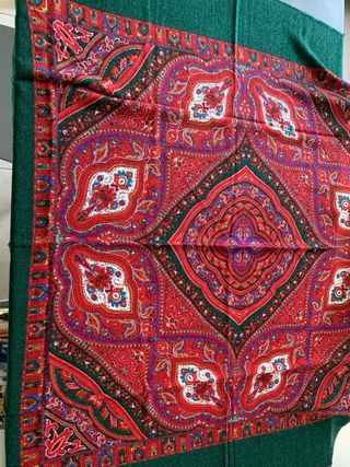 Foulard tinte brillanti