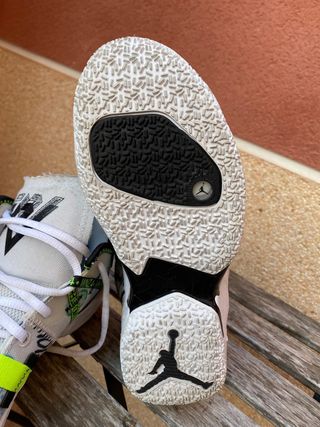 JORDAN WHY NOT ZERO.4 covered in graffiti