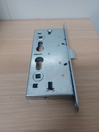 Cerradura cisa