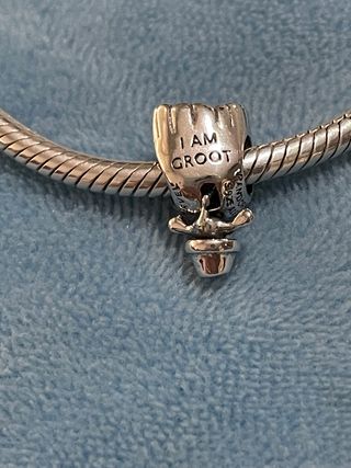 Charm baby Groot 