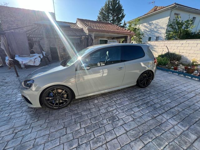 Volkswagen golf r20 2009