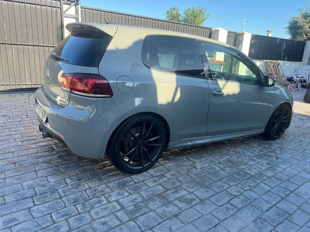 Volkswagen golf r20 2009