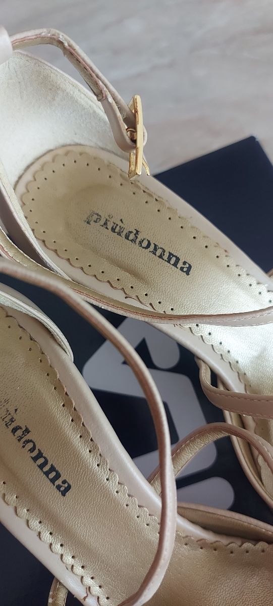 Scarpe donna tacco beige