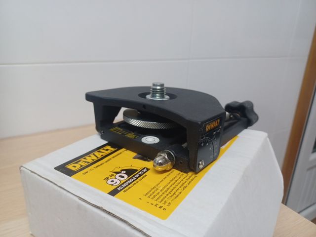 DeWalt DE0738-XJ - Transportador de án