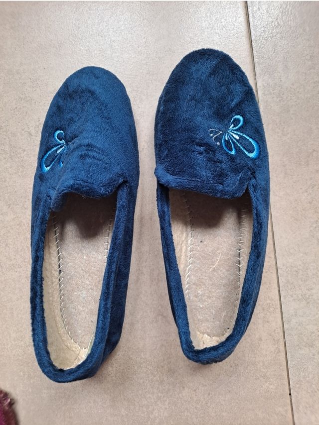 Zapatillas Mujer. Azul oscuro. N° 36. Nuevas