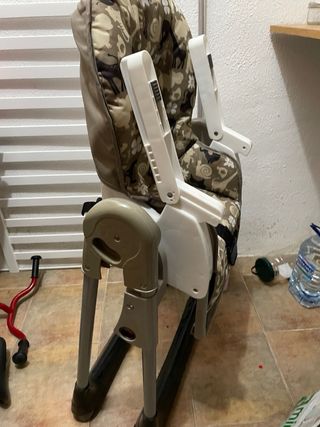 Trona BEBEDUE Reclinable 5p con bandeja.