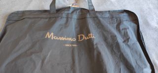 Traje, pantalón y camisa Massimo Dutti