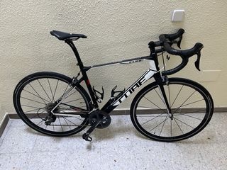 Cube attain race carbono ultegra