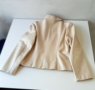 Cazadora piel beige - Talla 44