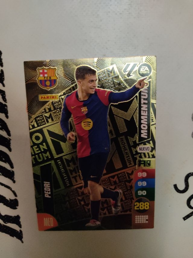 Pedri Momentum Nuovo Adrenalyn XL 24 25