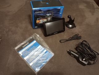 Navegador GPS Garmin nüvi 2445 LM