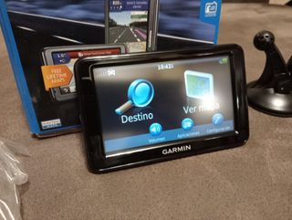 Navegador GPS Garmin nüvi 2445 LM