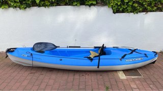 Kayak BIC Bilbao 1 plaza+remo+asiento. Muy cuidado