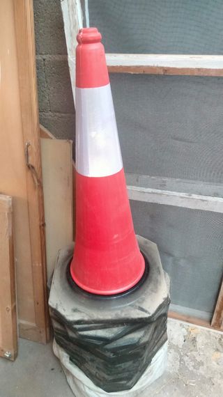 Conos para obra o señalización 
