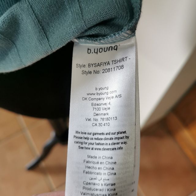 Camiseta de manga abullonada