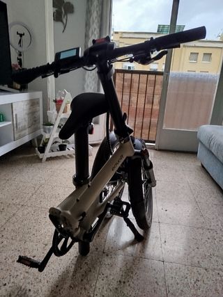 Vender,bicicleta eléctrica plegable.