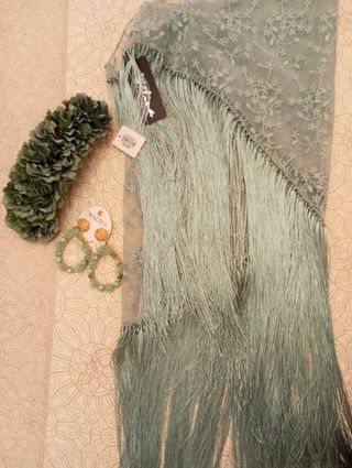 DIADEMA Y PENDIENTES FLAMENCA