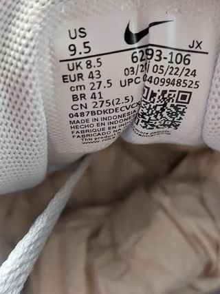 Nike Air Max Command