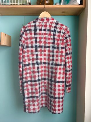 Chaqueta roja pata de gallo entretiempo Stradivari