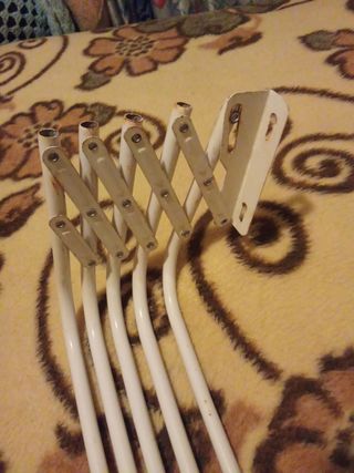 Tendedero de ropa blanco - metal