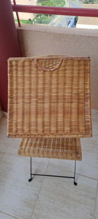 Cestos de mimbre con soporte metal