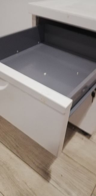 Cassettiera Ikea Erik bianca con ruote