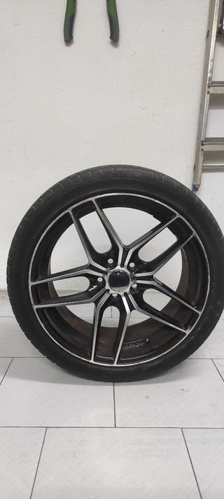 Llantas en 18 pulgadas  NEGOCIABLE