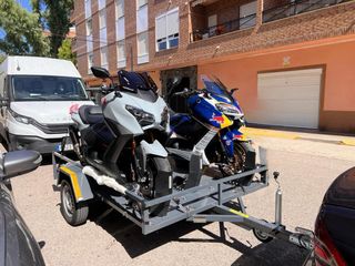 Remolque para 3 motos o quad.