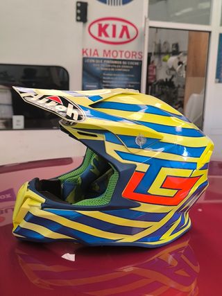 Casco Airoh cairoli