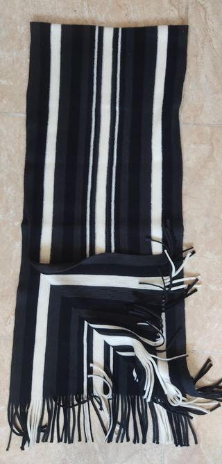 Bufanda rayas blanco-negro