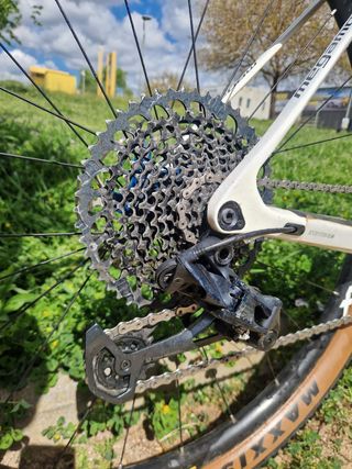 Megamo Factory 07 "talla L"