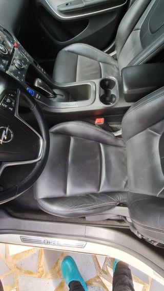 Opel Ampera 2013