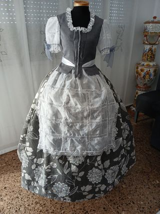 Traje huertana 38