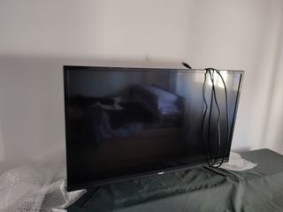 DOS SMART TV DE 32 Y 40 PULGADAS. CIUDAD REAL