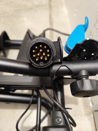 Portabicicletas abatible para bola remolque