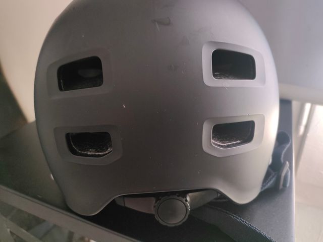 Casco Oxelo Patinete, Skate  buen estado 