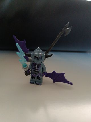 3 Minifiguras Lego Nexo Knights