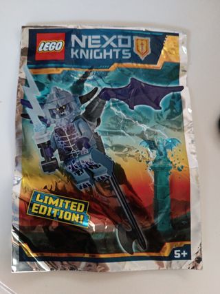 3 Minifiguras Lego Nexo Knights