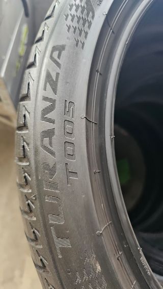 Neumáticos 245 40 19 Bridgestone