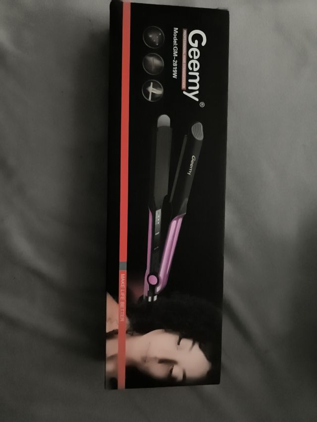 Plancha Pelo Geemy a estrenar