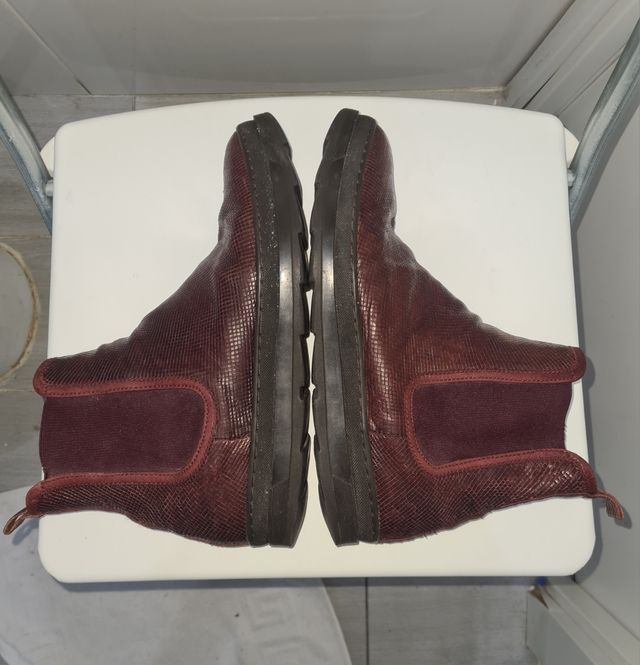 Botines de la marca Gommus