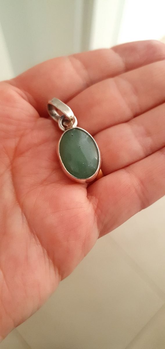 Colgante de plata con aventurina verde