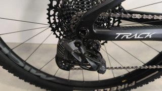 Megamo Track R10 - Carbono - AXS - 100mm  Talla M